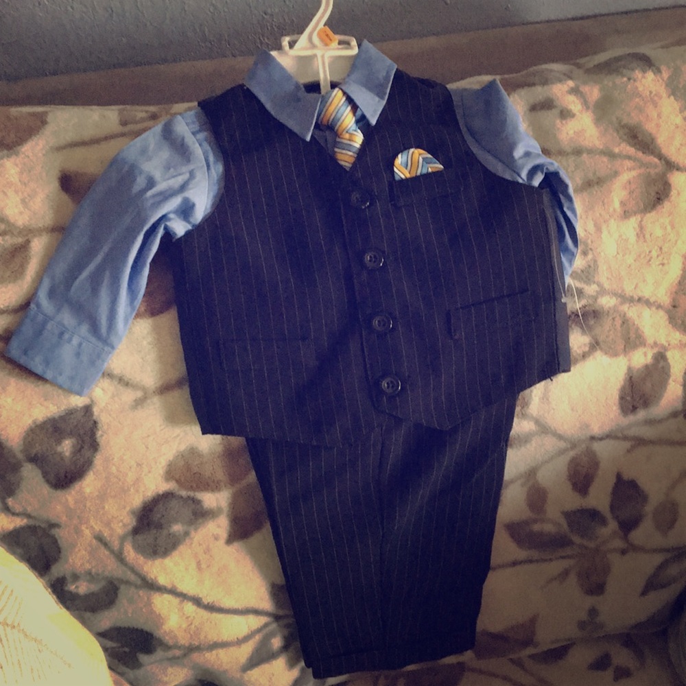 Size: 12 months